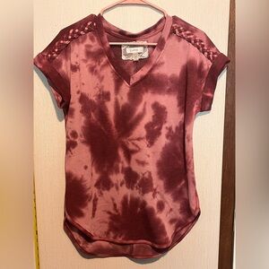 Cupio Burgundy Tie-Dye Short Sleeve Top
